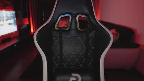 Snapshot of dorianreyes chatting on December 2, 2025, 12:27 am Dorian Reyes online show from December 2, 2025, 12:27 am