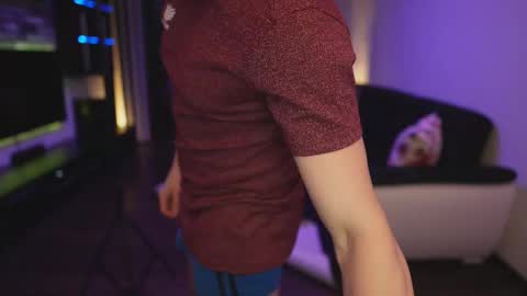 Dorian Reyes online show from February 9, 2026, 11:20 pm