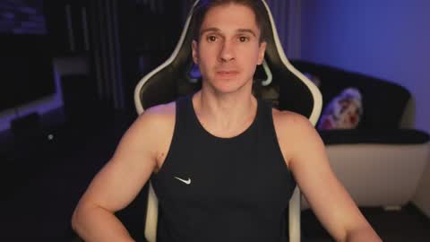 Dorian Reyes online show from March 15, 2026, 9:32 pm