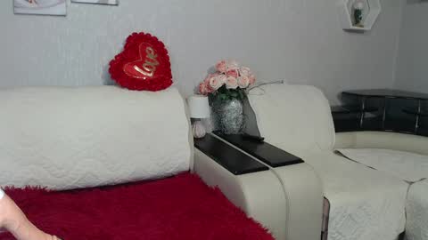 DorisBest online show from April 16, 2026, 2:56 am