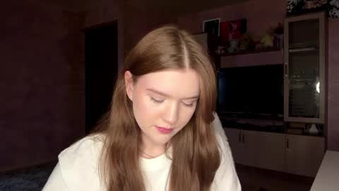 Snapshot of dorotameow chatting on April 7, 2026, 1:11 pm Dorota online show from April 7, 2026, 1:11 pm