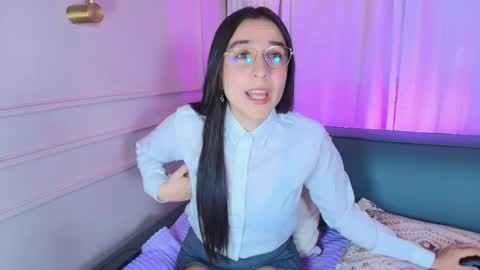 dorothy_valerisse online show from April 17, 2026, 10:40 am
