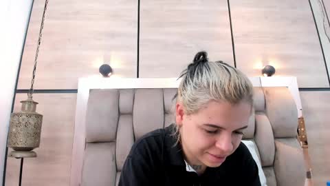  DOROTHY online show from April 8, 2026, 3:39 am