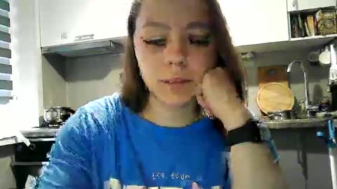 Dorrie Ann online show from September 26, 2025, 5:44 am