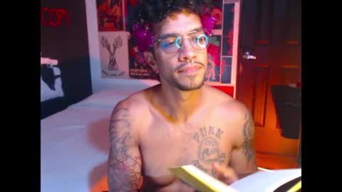 Snapshot of dostoyrodia_34 chatting on April 19, 2026, 10:23 pm will online show from April 19, 2026, 10:23 pm