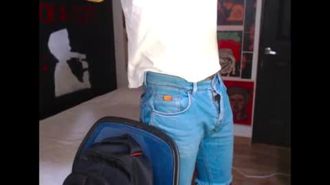 Snapshot of dostoyrodia_34 chatting on May 11, 2026, 5:54 pm will online show from May 11, 2026, 5:54 pm