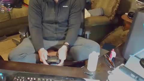 DotYourEyezez  online show from November 28, 2025, 11:51 pm