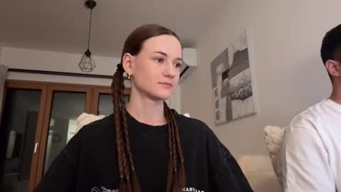 Snapshot of double_sun chatting on January 13, 2026, 12:16 am Alice and Mark online show from January 13, 2026, 12:16 am