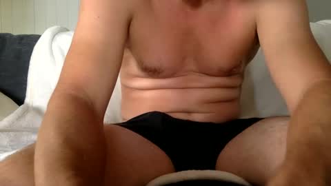 Snapshot of dougiemac2020 chatting on February 25, 2025, 1:20 am dougiemac2020 online show from February 25, 2025, 1:20 am