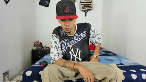 douglas_gallegos online show from January 21, 2025, 1:50 am