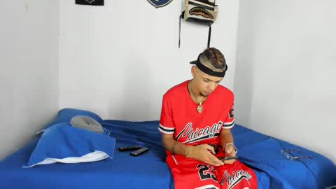 douglas_gallegos online show from December 16, 2025, 6:02 pm