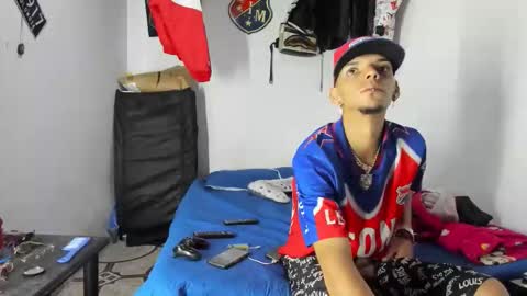 Snapshot of douglas_gallegos chatting on February 18, 2026, 5:47 am douglas_gallegos online show from February 18, 2026, 5:47 am