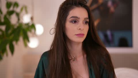    .         . online show from November 10, 2025, 7:40 am