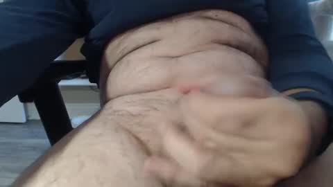 down69_4_u online show from December 4, 2024, 7:34 pm