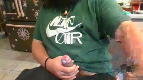 Dpenguino online show from November 26, 2025, 5:03 pm