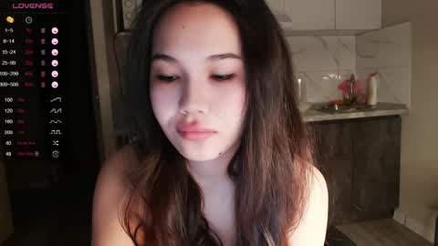 Airi online show from April 4, 2026, 12:35 pm