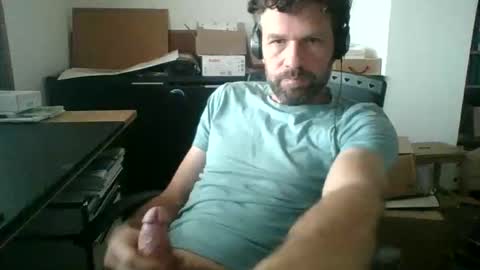 dragonflyy83 online show from November 6, 2025, 8:04 am