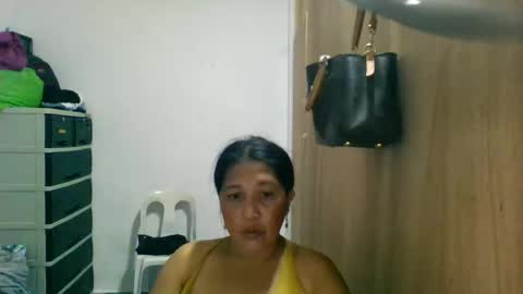 Snapshot of dragonlady402 chatting on February 28, 2026, 10:38 am Dragon Lady online show from February 28, 2026, 10:38 am