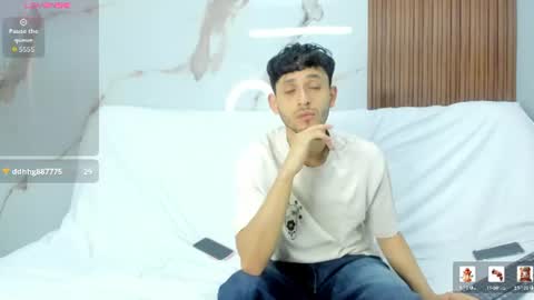 Snapshot of drake_and_zara chatting on July 17, 2026, 1:29 pm Drake and Zara online show from July 17, 2026, 1:29 pm