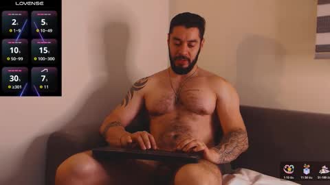 drake_cole11 online show from November 22, 2025, 1:04 am