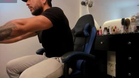 drake jackson11 online show from November 26, 2025, 10:38 am