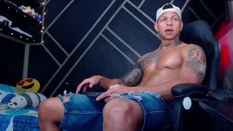 Drake online show from November 14, 2025, 5:28 am