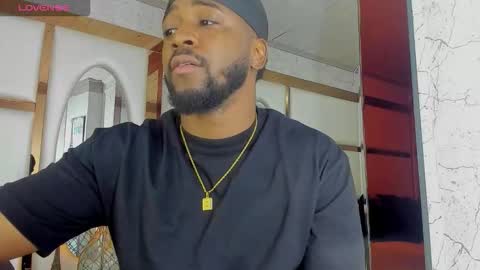 ---Drake--- online show from November 22, 2025, 3:11 pm