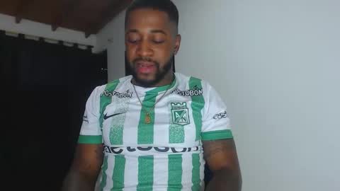 Snapshot of drake_nassir4 chatting on February 13, 2026, 5:03 am ---Drake--- online show from February 13, 2026, 5:03 am