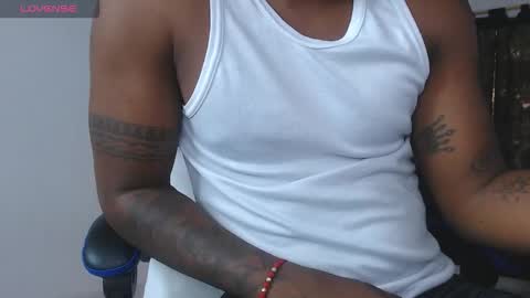 Snapshot of drake_nassir4 chatting on February 24, 2026, 10:19 pm ---Drake--- online show from February 24, 2026, 10:19 pm