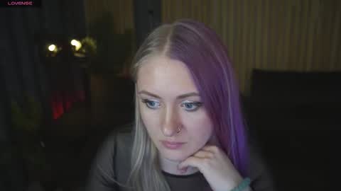 Lina online show from February 27, 2026, 6:57 am