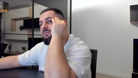 Draven A online show from March 9, 2025, 5:49 pm