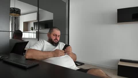 Snapshot of dravenpeak chatting on September 19, 2025, 7:43 am DravenPeak online show from September 19, 2025, 7:43 am