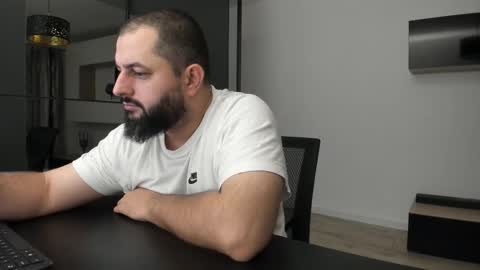 Snapshot of dravenpeak chatting on September 29, 2025, 6:24 pm DravenPeak online show from September 29, 2025, 6:24 pm