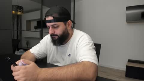 Snapshot of dravenpeak chatting on October 12, 2025, 3:33 pm DravenPeak online show from October 12, 2025, 3:33 pm