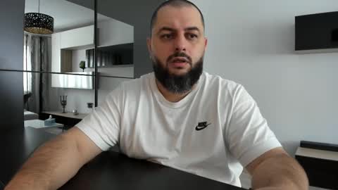 Snapshot of dravenpeak chatting on October 22, 2025, 7:52 am DravenPeak online show from October 22, 2025, 7:52 am