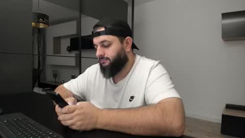 Snapshot of dravenpeak chatting on November 16, 2025, 10:04 pm DravenPeak online show from November 16, 2025, 10:04 pm