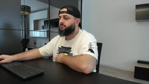 Snapshot of dravenpeak chatting on November 24, 2025, 11:43 am DravenPeak online show from November 24, 2025, 11:43 am