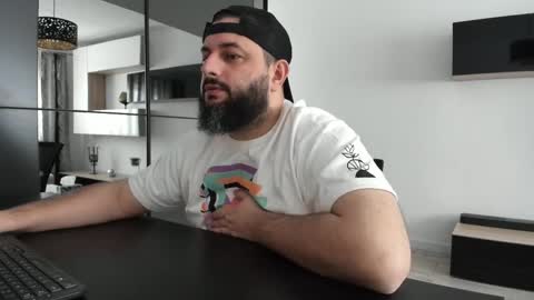 DravenPeak online show from December 5, 2025, 10:02 am