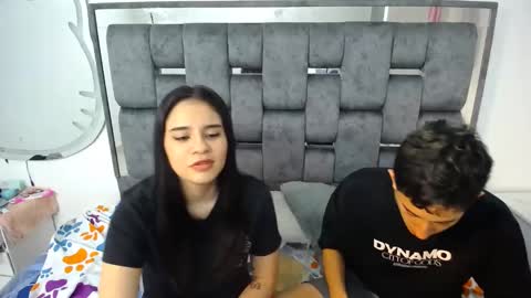 Snapshot of dravith_and_valery chatting on February 19, 2025, 7:50 am -- nicolle and jhon -- online show from February 19, 2025, 7:50 am