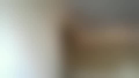 new profile Aircum99  online show from December 5, 2025, 6:37 pm