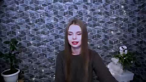 Mari online show from November 13, 2025, 6:12 am