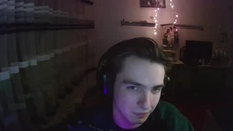 dreamerguy07 online show from February 13, 2026, 5:42 pm