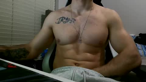 Snapshot of dreamering chatting on March 1, 2026, 10:01 pm Dreaming on going live with a woman p online show from March 1, 2026, 10:01 pm