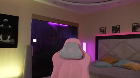 Sarah online show from September 28, 2025, 9:31 pm