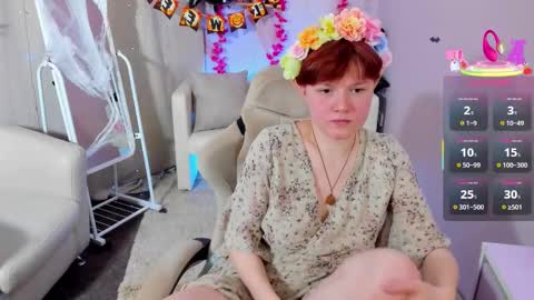 Luna online show from October 23, 2025, 9:13 pm