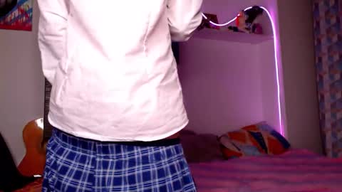 Adam Dream online show from November 26, 2025, 7:37 pm