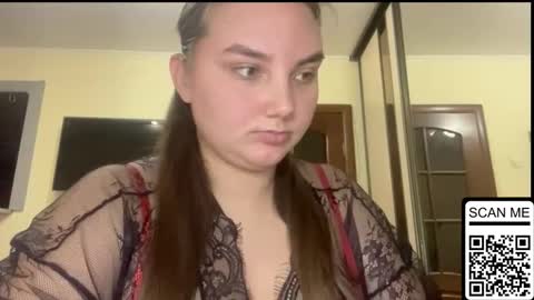 Snapshot of dreamyblushfairy chatting on November 16, 2025, 6:46 pm Mila online show from November 16, 2025, 6:46 pm