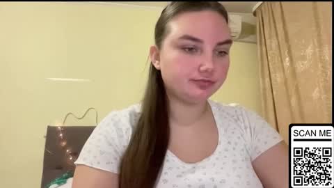 Snapshot of dreamyblushfairy chatting on November 20, 2025, 4:18 pm Mila online show from November 20, 2025, 4:18 pm