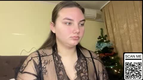 Snapshot of dreamyblushfairy chatting on November 27, 2025, 5:09 am Mila online show from November 27, 2025, 5:09 am