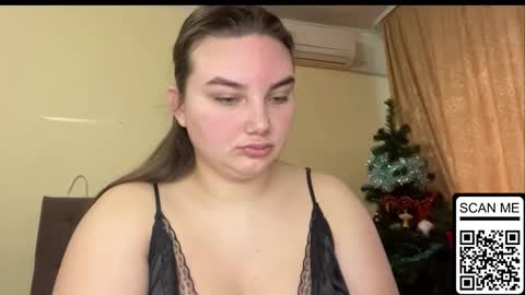 Mila online show from January 15, 2026, 12:21 pm